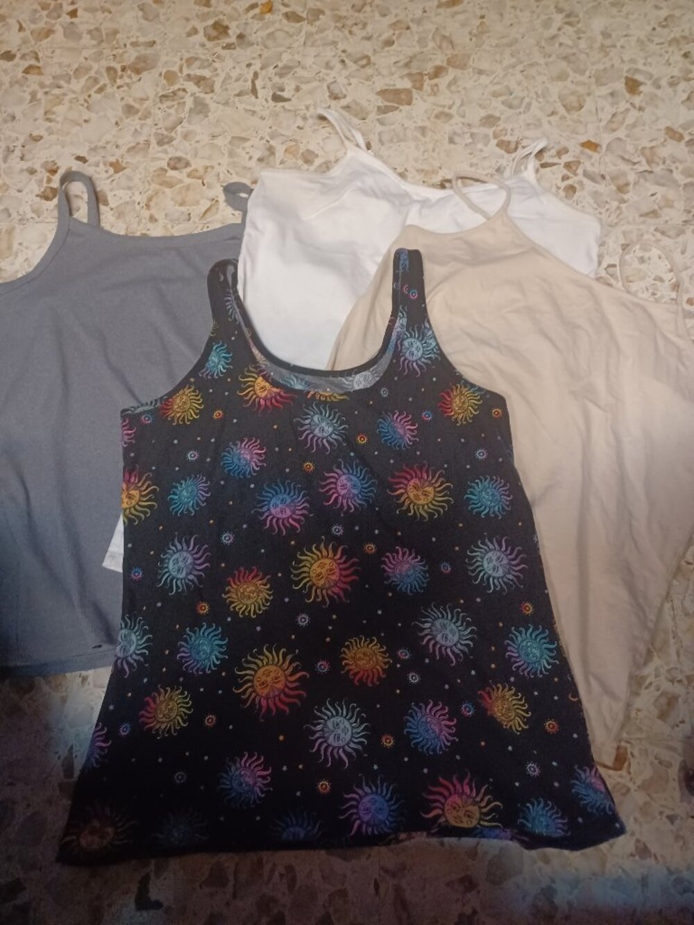 Women's Summer Tank Bundle of 4 XXL Gray White Tan Print